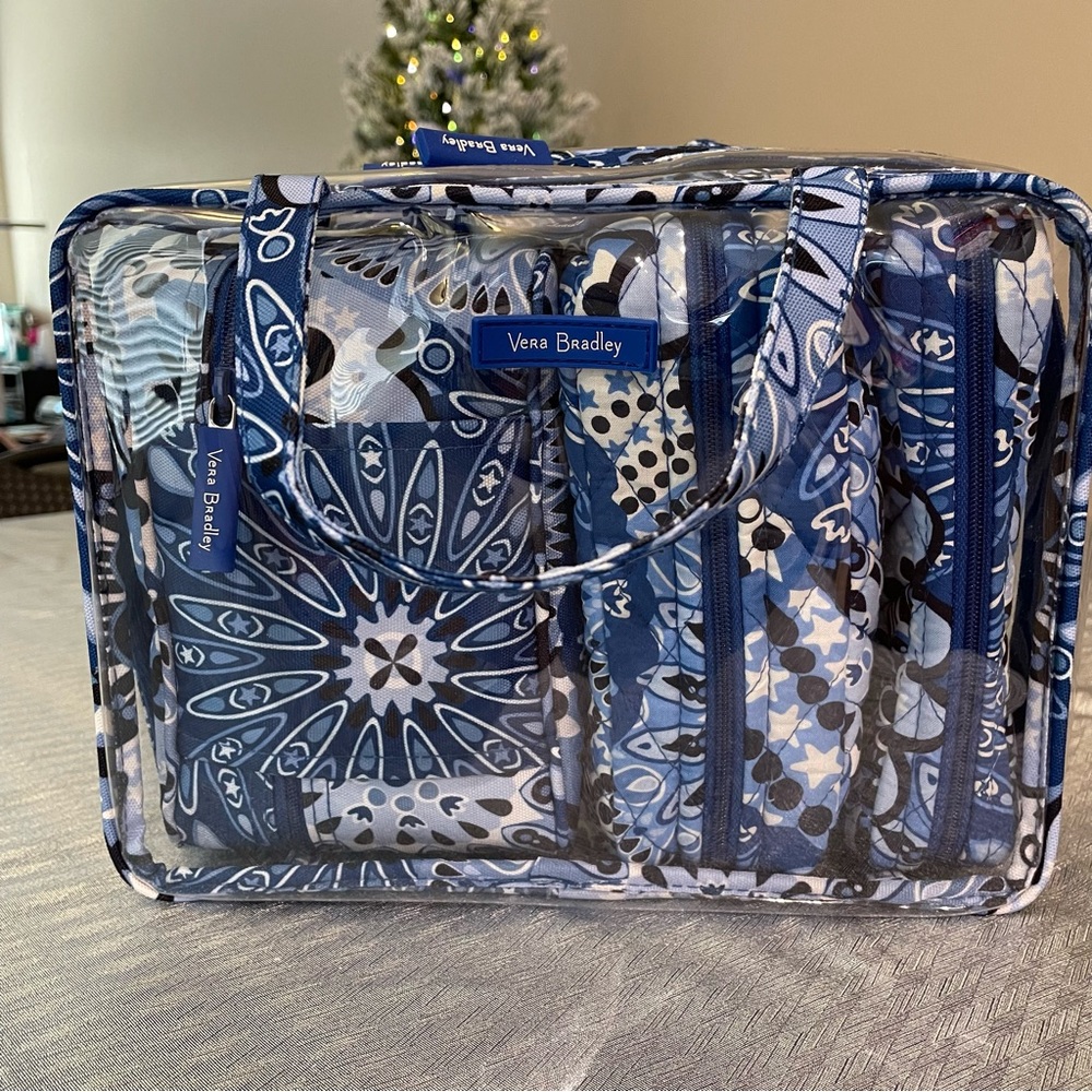 NWOT - Vera Bradley - 4 Piece Cosmetics Organizer